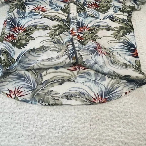 Men's Leaf Print Short Sleeve Shirt~ Size Large
Caribbean, Tropical or Resort - Picture 8 of 9
